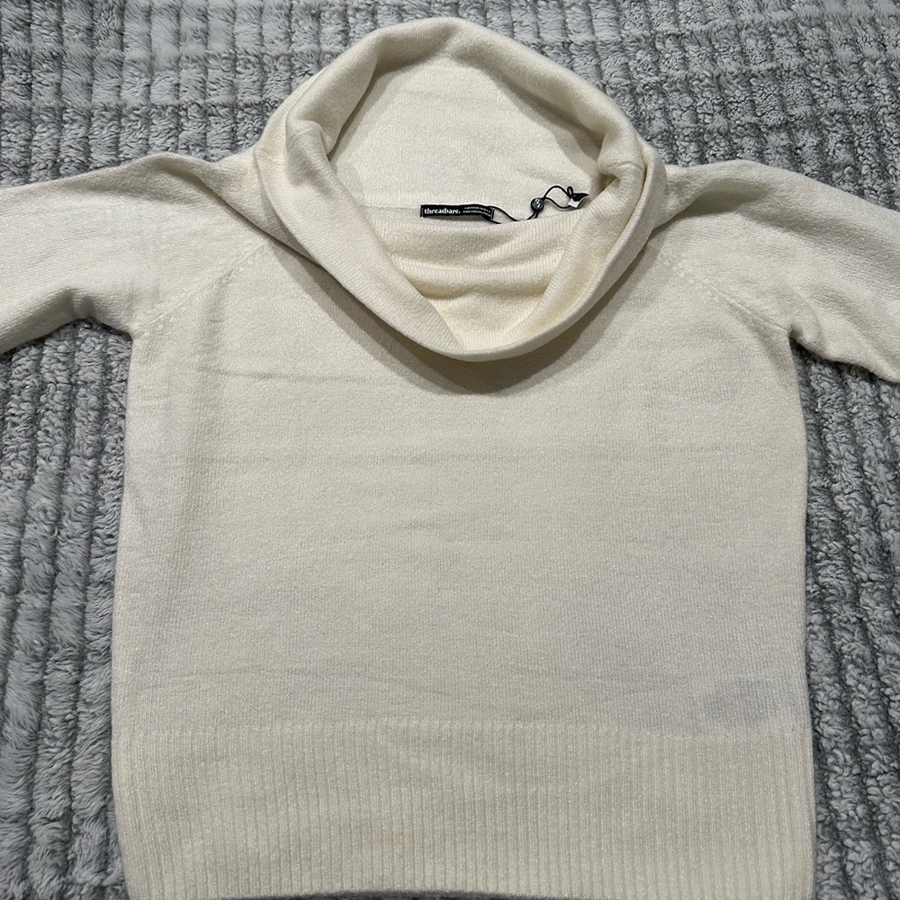 NWT ASOS Threadbare Women’s off shoulder sweater